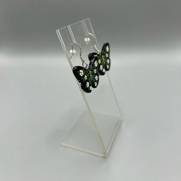 🎄4/$10🎄 Butterfly Earrings with Floral Design - Handmade #16 - Picture 2 of 2